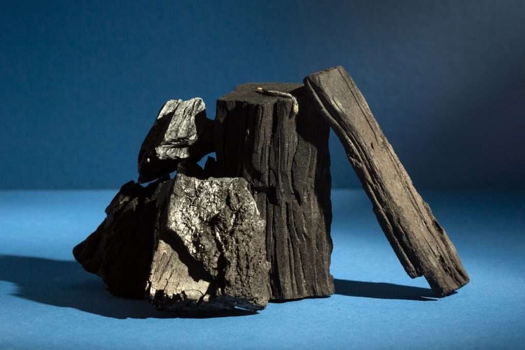 Обсидиан и черный турмалин